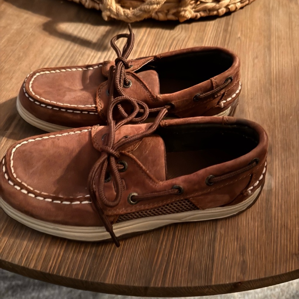 Sperry Boy’s Brown Leather Boat Shoes with Contrast Stitching